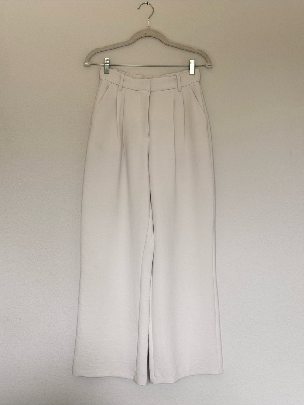 Abercrombie & Fitch Sloane Tailored Premium Crepe Pant 27S
